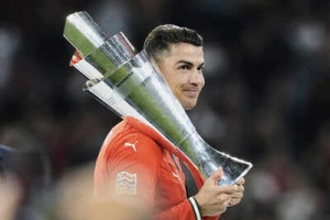 Cristiano Ronaldo Renews Al Nassr Contract, Ending Exit Speculation
