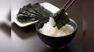 Korean Beauty Secrets: 5 Foods for Ageless Skin, According to Korean Women