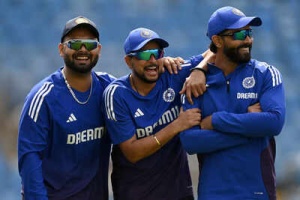 Gavaskar Urges India to Add Kuldeep Yadav for Second Test Against England, Cites Birmingham Pitch Conditions