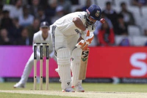 Rishabh Pant's Fearless Batting Sparks Revolution in Test Cricket, Says Greg Chappell
