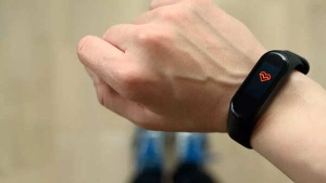 Fitness Trackers and Your Heart: Weighing the Benefits Against 3 Overlooked Risks