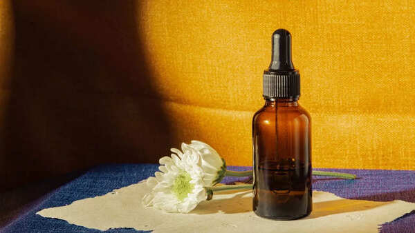 Comparing hair oil and hair serum