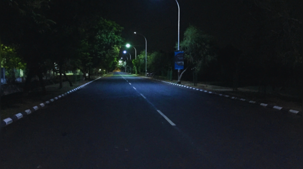Road in Delhi Cantonment with lush green trees