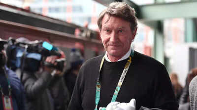 “It’s a war”: Wayne Gretzky’s legacy came under fire amid Donald Trump’s controversial trade war with Canada