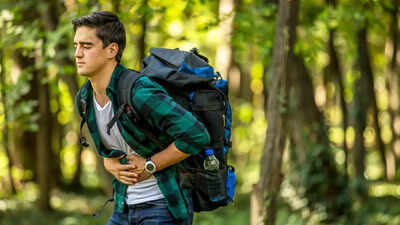 7 ways to avoid food poisoning while travelling during monsoon